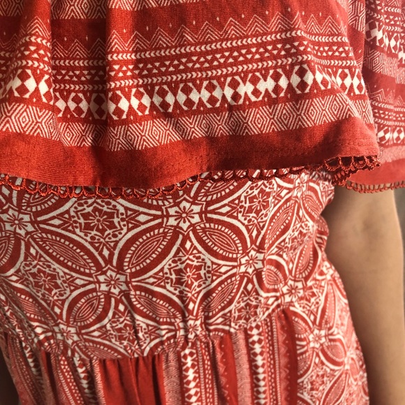 Solddd Outtt - Picture 3 of 4